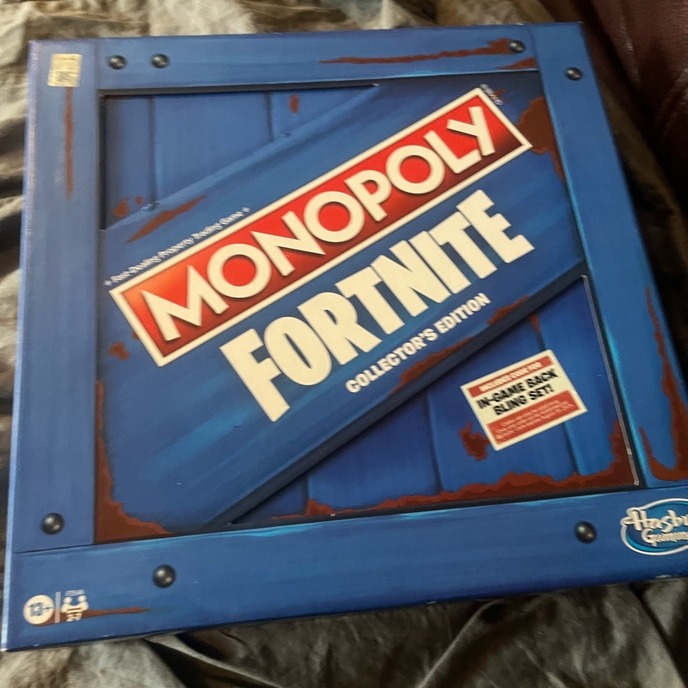 Monopoly Fortnite Collectors Edition Boardgame Hasbro New open box